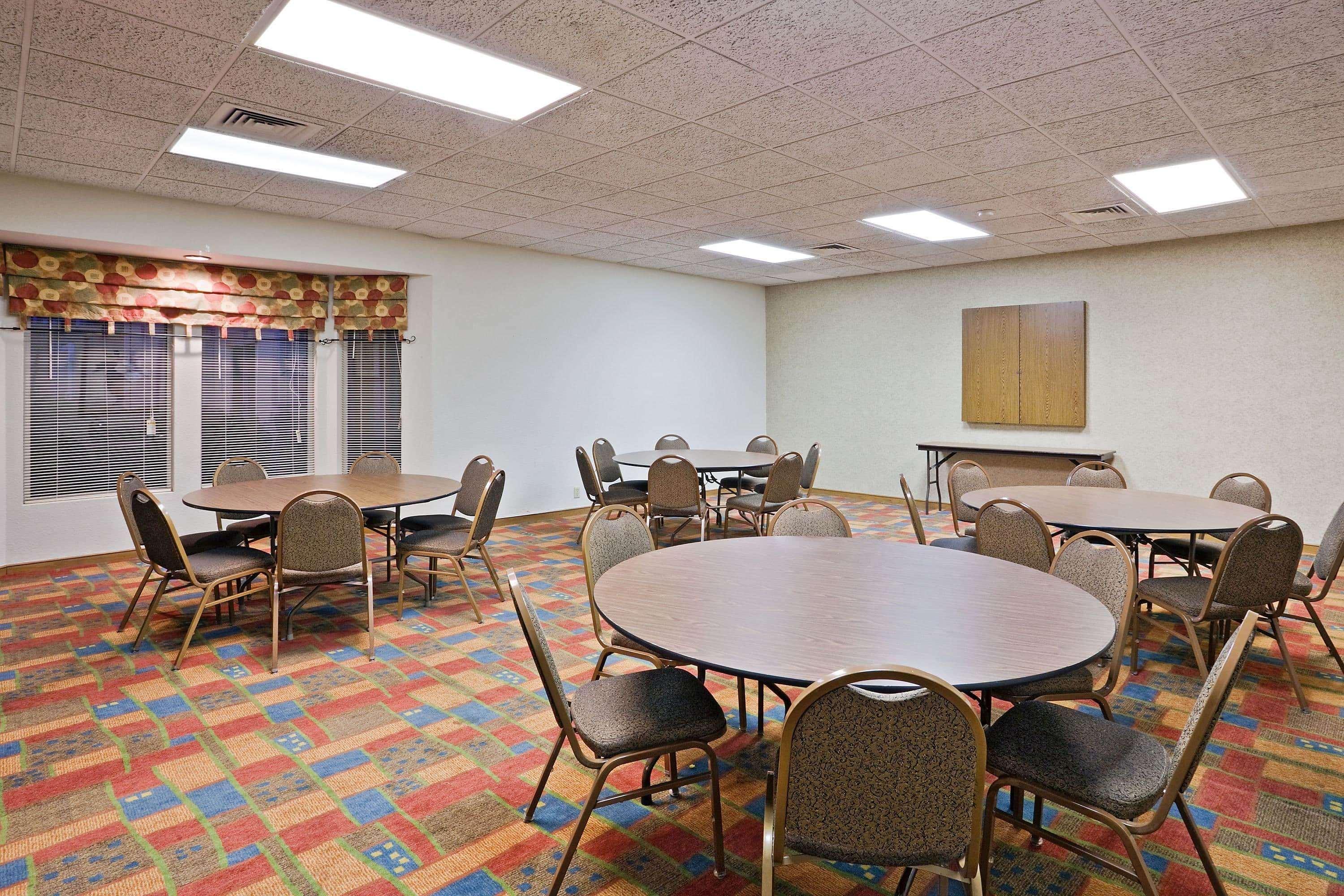 La Quinta By Wyndham Overland Park Dış mekan fotoğraf